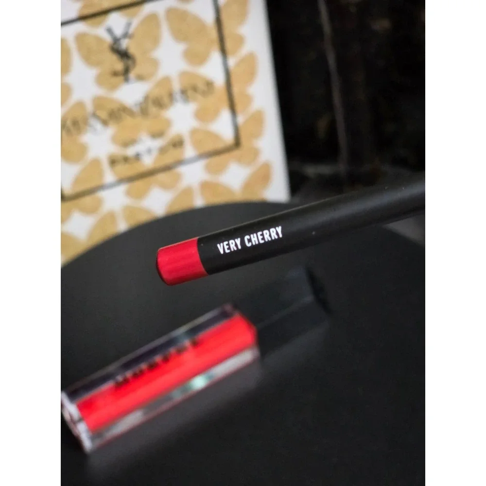 Morphe Lip Duo Hotshot Liquid Lipstick & Very Cherry Lip Pencil Red Set